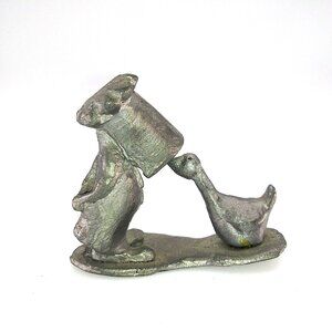C.R. Gibson Co. The Casual Observer Sunbonnet Sue & Goose 2" T Pewter Sculpture